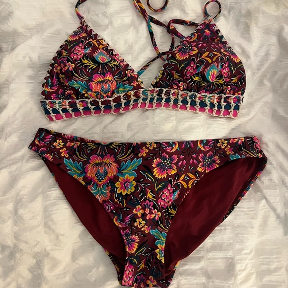 Xhilaration Other - Super Cute Floral Bathing Suit